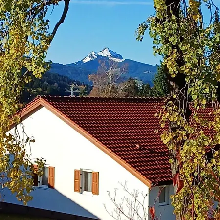 Mit Schoener Sonnenterrasse Im Reichenbach F15 Nesselwang